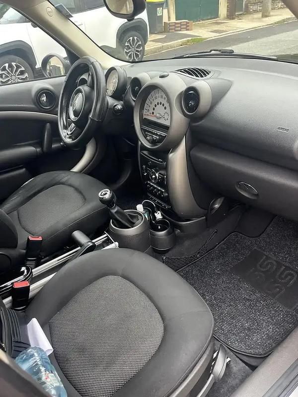 Utilisé 2012 Mini One D Countryman SUV | 4 500 € - Image 1/4