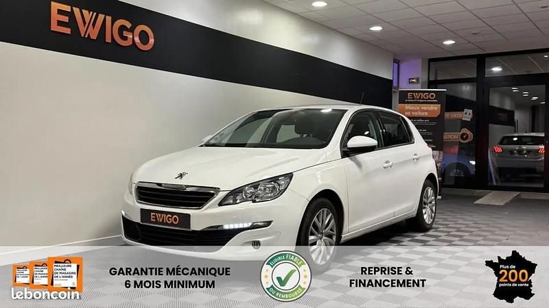 Blanc Utilisé 2017 Peugeot 308 Business-Line Berline | 9 990 € (Prix juste) - Image 1/4