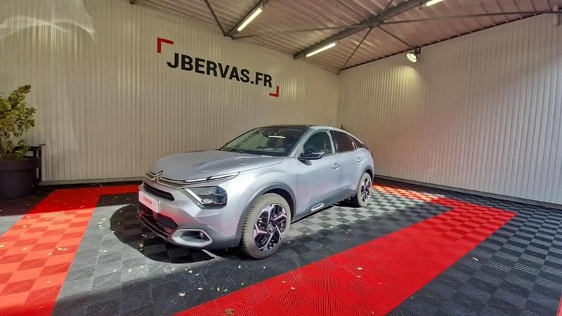 Utilisé 2022 Citroën C4 Shine Berline | 14 990 € (Prix juste) - Image 1/4