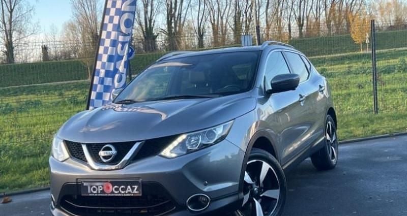 Gris Utilisé 2017 Nissan Qashqai Tekna SUV | 13 490 € (Prix juste) - Image 1/4