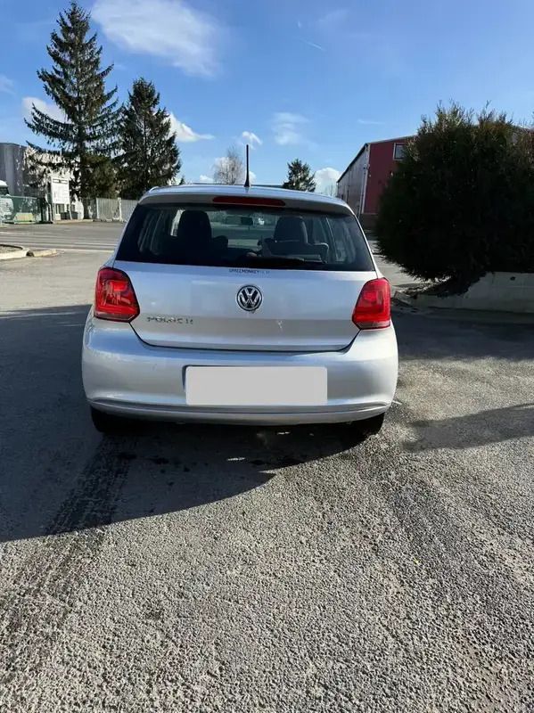 Image 2/4