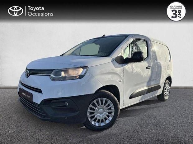 Blanc Utilisé 2024 Toyota Proace Van | 17 990 € - Image 1/4