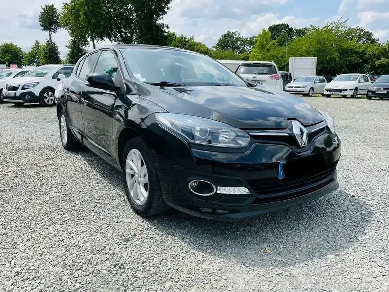 Noir Utilisé 2015 Renault Mégane III LIMITED Berline | 10 000 € (Prix juste) - Image 1/4