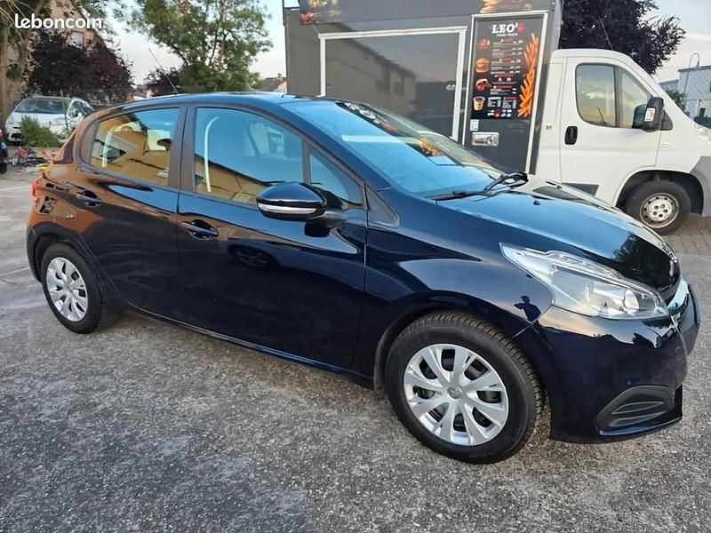 Bleu Utilisé 2018 Peugeot 208 Active Citadine | 6 990 € (Prix juste) - Image 1/4