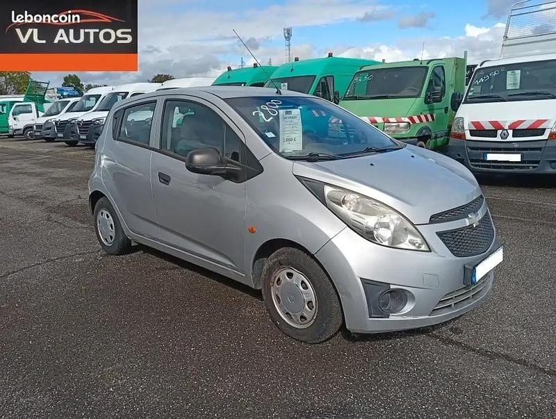 Blanc Utilisé 2010 Chevrolet Spark Citadine | 2 800 € - Image 1/4