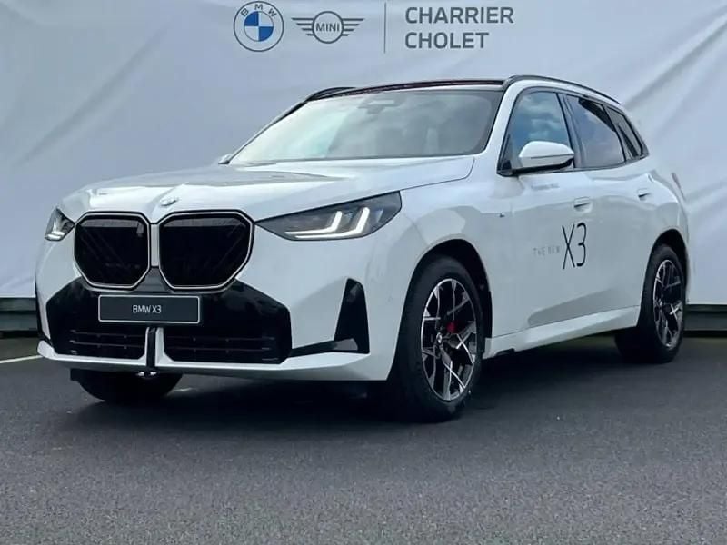 Blanc Nouvelle 2025 BMW X3 M Sport SUV | 81 360 € (Prix cher) - Image 1/4