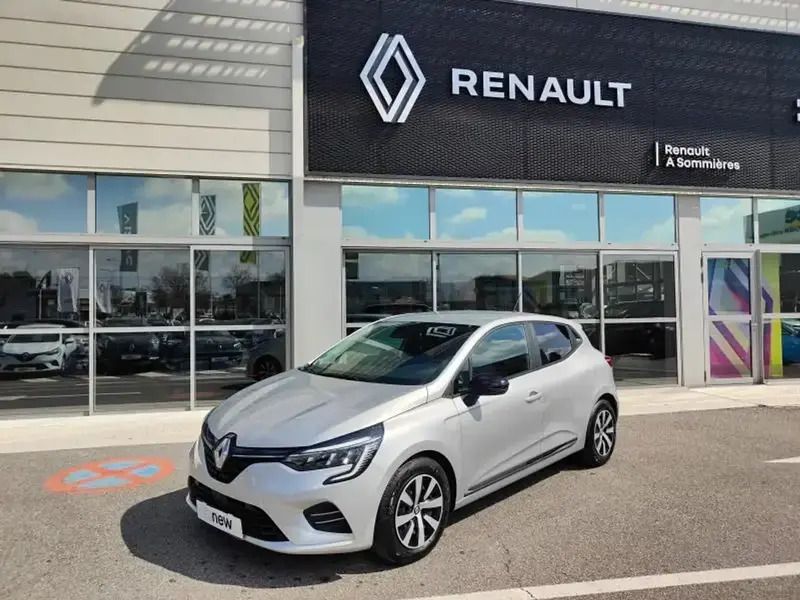 Utilisé 2022 Renault Clio V Evolution Berline | 15 990 € (Prix juste) - Image 1/4
