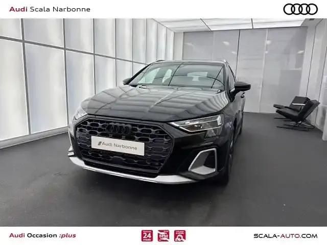 Noir mythic metallise Occasion 2025 Audi A3 S-Line Berline | 53 310 € - Image 1/4
