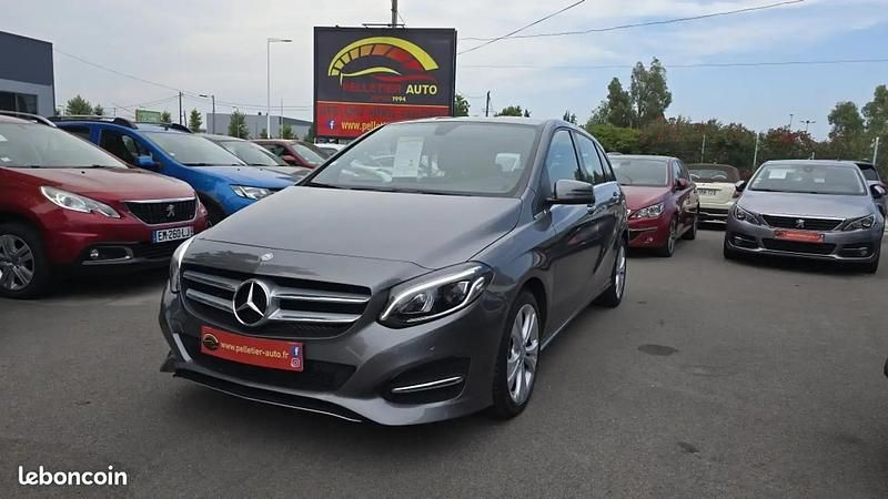 Gris Utilisé 2016 Mercedes B200 Business Monospace | 16 890 € - Image 1/4