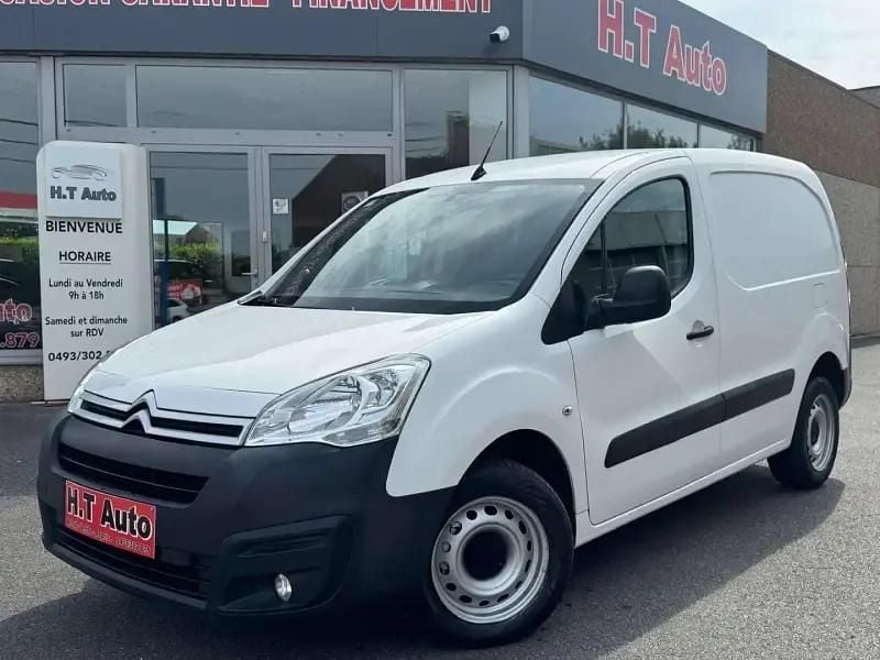 Blanc Utilisé 2018 Citroën Berlingo Monospace | 6 999 € - Image 1/4