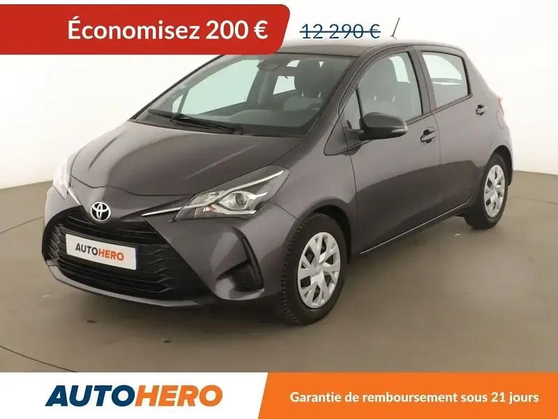 Gris Utilisé 2020 Toyota Yaris Citadine | 12 090 € (Bon prix) - Image 1/2
