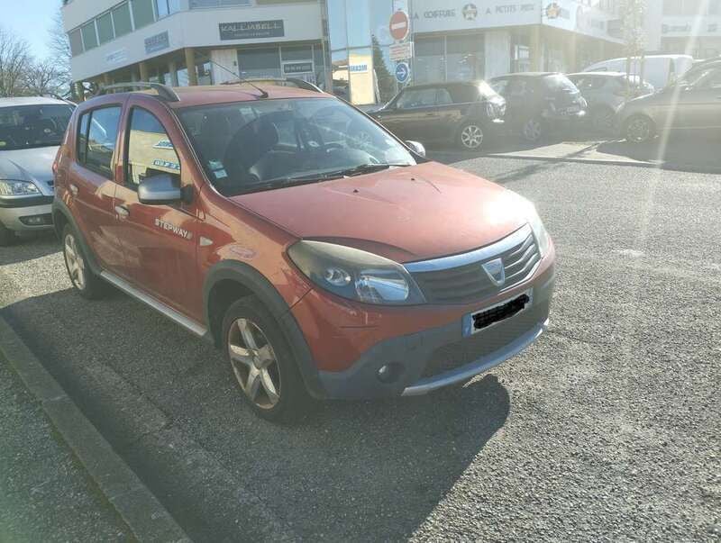 Image 3/4