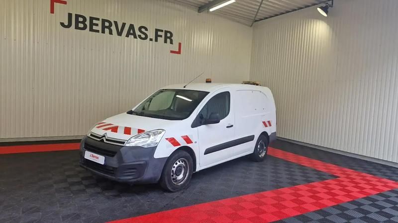 Blanc Utilisé 2017 Citroën Berlingo Comfort Monospace | 10 990 € - Image 1/4