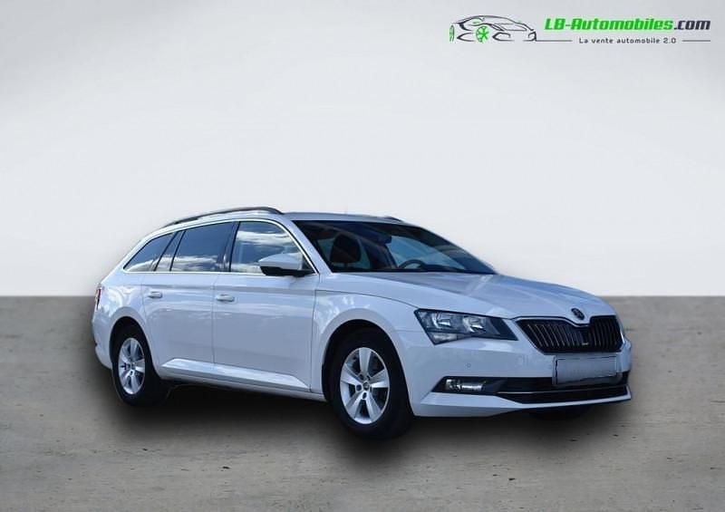 Utilisé 2019 Skoda Superb Break | 25 000 € (Prix juste) - Image 1/4