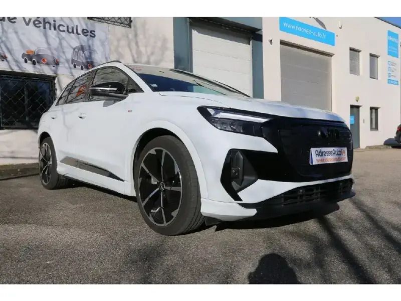 Utilisé 2021 Audi Q4 e-tron S-Line SUV | 49 990 € (Prix cher) - Image 1/4