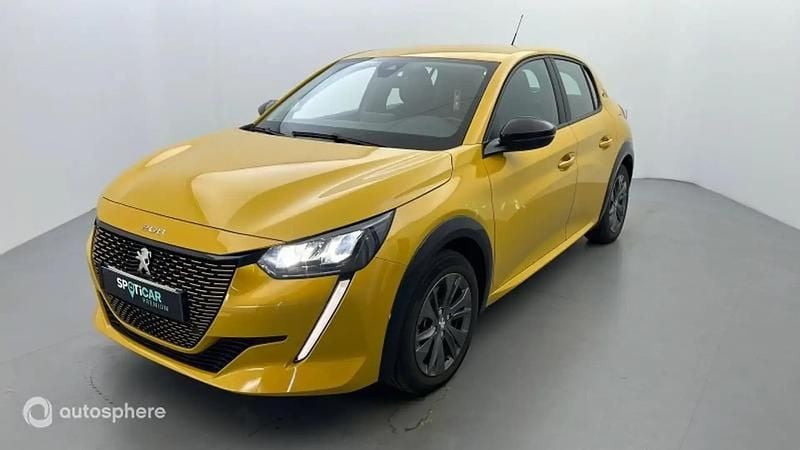 Jaune Utilisé 2023 Peugeot e-208 Allure Citadine | 15 799 € (Bon prix) - Image 1/4
