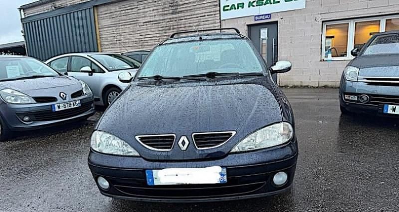 Occasion Renault Mégane GrandTour Expression 110 ch (80 kW) 2000 Bleu Break