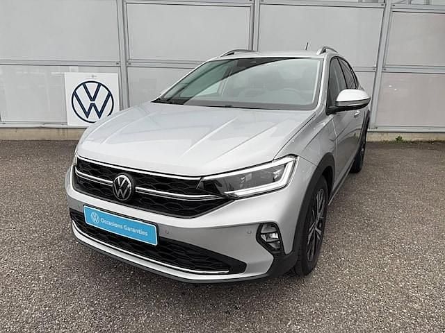 Gris Utilisé 2024 VW Taigo Style SUV | 25 780 € (Prix juste) - Image 1/4