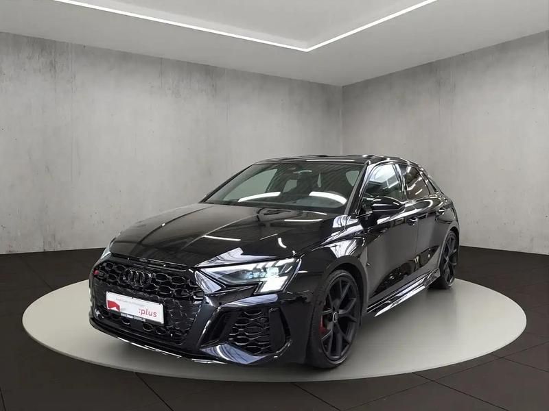 Noir Utilisé 2024 Audi RS3 Sport Citadine | 63 250 € - Image 1/4