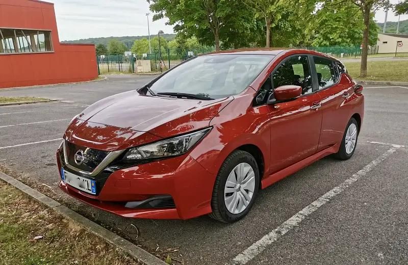 Rouge Utilisé 2021 Nissan Leaf Citadine | 11 900 € (Super prix) - Image 1/4