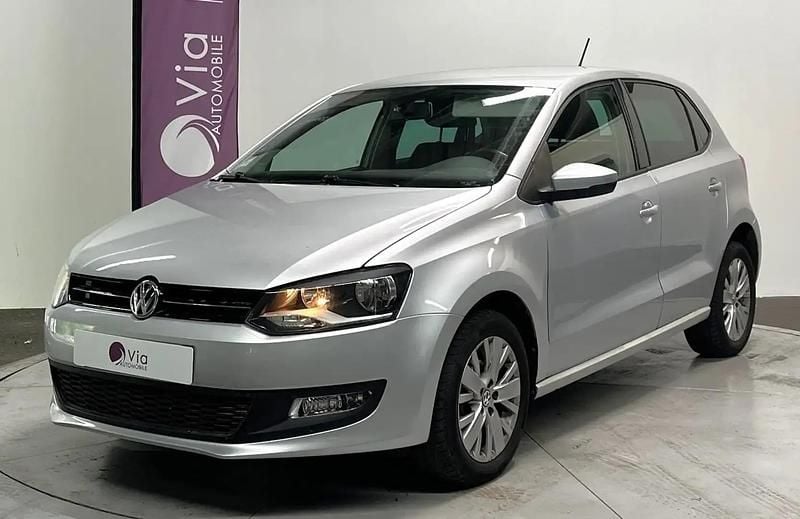Gris Utilisé 2014 VW Polo Match Berline | 12 999 € (Prix juste) - Image 1/4