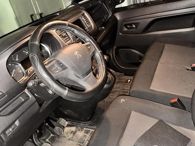 Utilisé 2023 Peugeot Expert S Van | 24 000 € (Bon prix) - Image 1/4