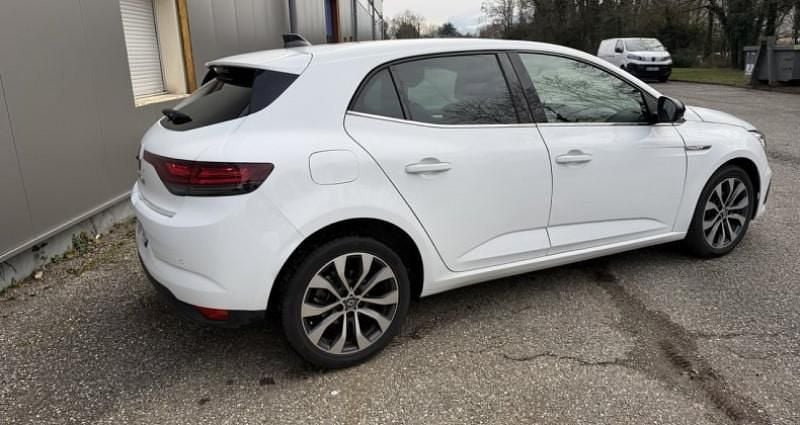 Occasion Renault Mégane IV Techno 140 ch (102 kW) 2024 Berline