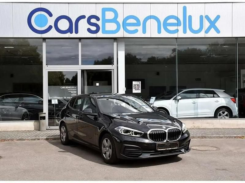 Noir Utilisé 2022 BMW 116 Citadine | 21 480 € (Prix juste) - Image 1/4