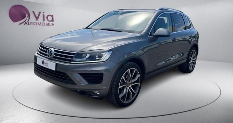 Gris Utilisé 2014 VW Touareg SUV | 24 990 € - Image 1/4