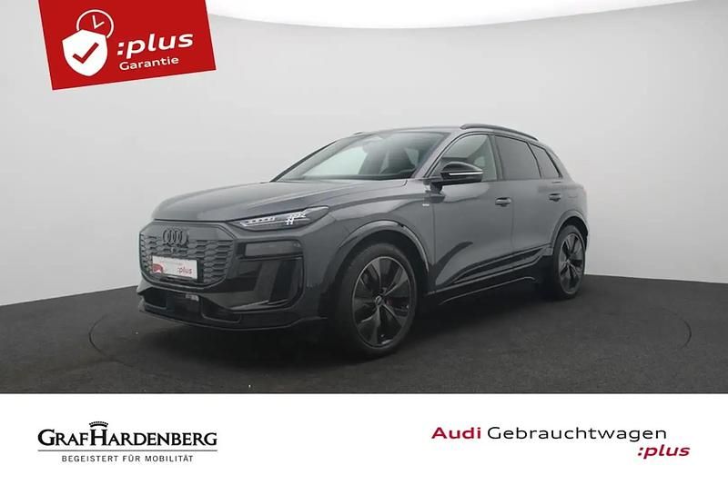 Gris Utilisé 2025 Audi Q6 e-tron S-Line SUV | 92 980 € - Image 1/4