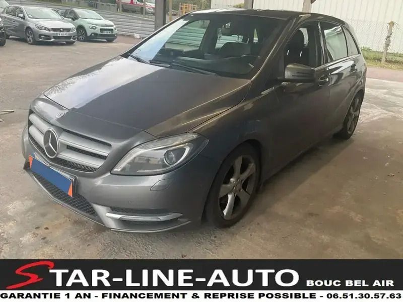 Utilisé 2014 Mercedes B200 Monospace | 10 990 € (Prix assez cher) - Image 1/4