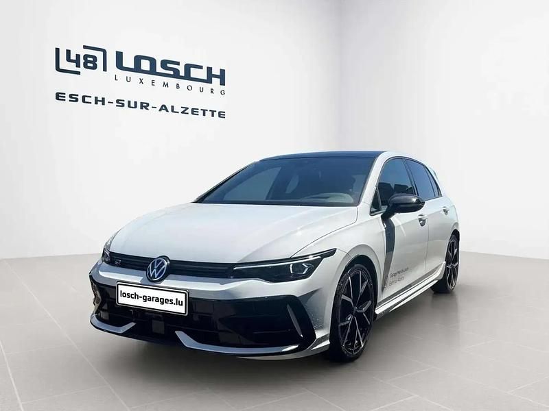 Blanc Utilisé 2025 VW Golf VIII R Berline | 51 271 € (Prix assez cher) - Image 1/4