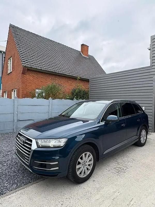 Noir Utilisé 2019 Audi Q7 SUV | 32 900 € (Prix juste) - Image 1/4