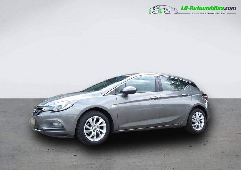 Utilisé 2018 Opel Astra Berline | 19 700 € (Prix juste) - Image 1/4