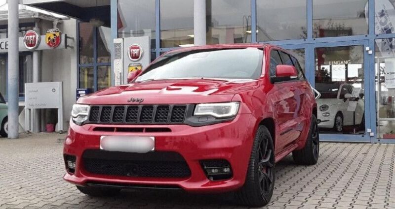 Utilisé 2020 Jeep Grand Cherokee SRT SUV | 54 900 € (Prix assez cher) - Image 1/4