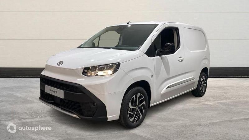 Blanc Nouvelle 2025 Toyota Proace City City Van | 20 595 € - Image 1/4