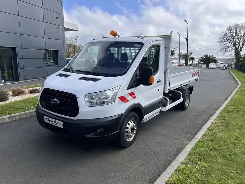 Blanc Utilisé 2019 Ford Transit Trend Van | 26 900 € (Prix assez cher) - Image 1/4