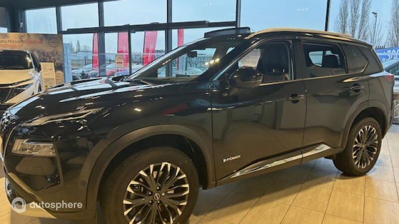 Noir Utilisé 2024 Nissan X-Trail Tekna SUV | 45 790 € - Image 1/4