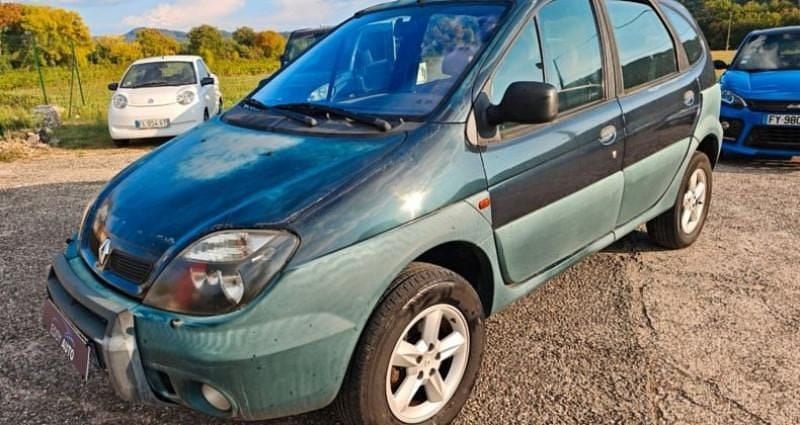 Vert Utilisé 2001 Renault Scénic Monospace | 1 990 € - Image 1/4