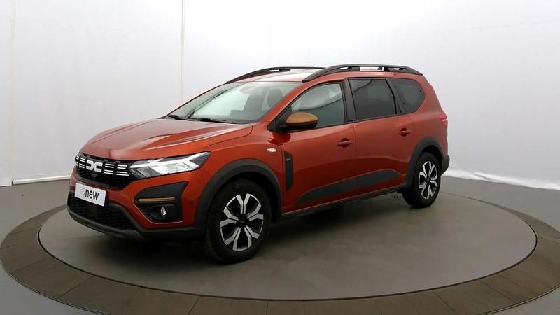 Marron Utilisé 2024 Dacia Jogger Extreme Berline | 20 450 € - Image 1/4
