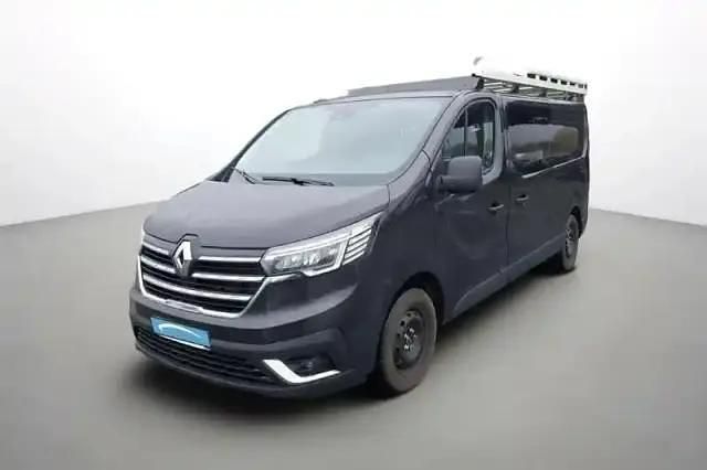Noir midnight Occasion 2023 Renault Trafic Van | 31 990 € (Prix cher) - Image 1/4