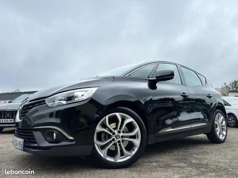 Noir Occasion 2016 Renault Scénic III Zen Monospace | 9 990 € (Prix cher) - Image 1/4