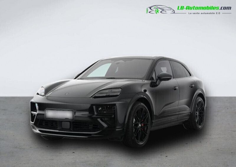 Utilisé 2024 Porsche Macan Turbo SUV | 128 500 € - Image 1/4