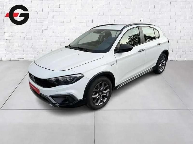 Blanc Utilisé 2021 Fiat Tipo Cross Berline | 10 990 € (Super prix) - Image 1/4