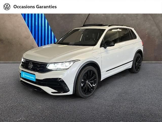 Utilisé 2023 VW Tiguan Exclusive SUV | 39 990 € (Prix assez cher) - Image 1/4