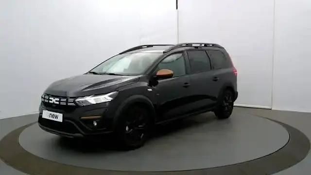 Noir Utilisé 2025 Dacia Jogger Monospace | 24 990 € - Image 1/4