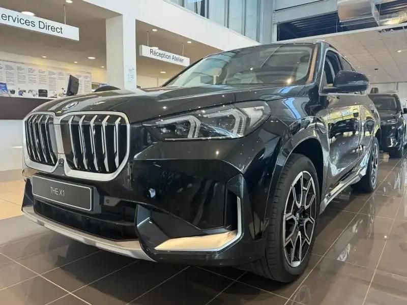 Noir Nouvelle 2025 BMW X1 xLine SUV | 68 870 € - Image 1/4