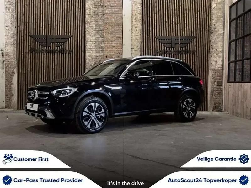 Argent Utilisé 2022 Mercedes GLC300 SUV | 40 900 € (Super prix) - Image 1/4