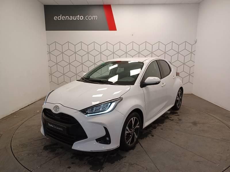 Utilisé 2024 Toyota Yaris Hybrid Design Citadine | 21 890 € (Prix juste) - Image 1/4