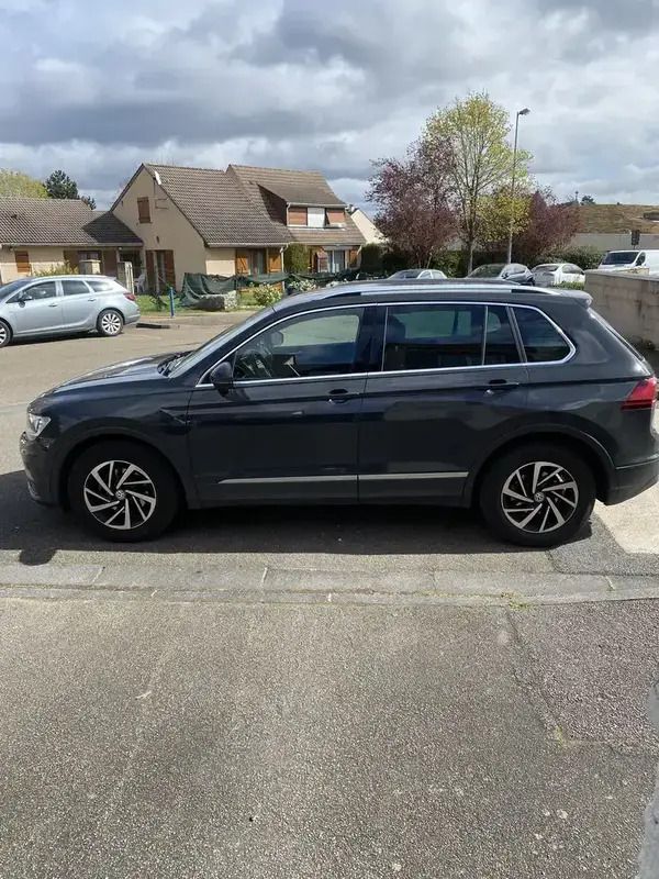 Image 2/4